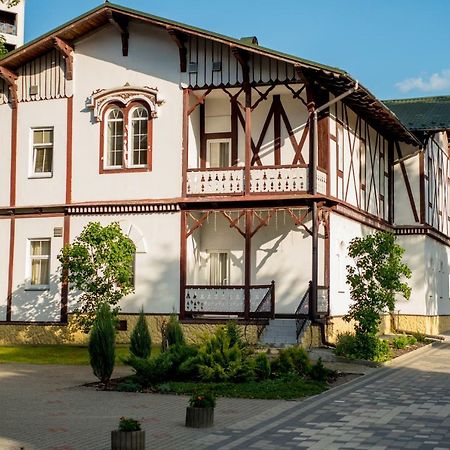 Отель Вилла Виктория Трускавец Экстерьер фото